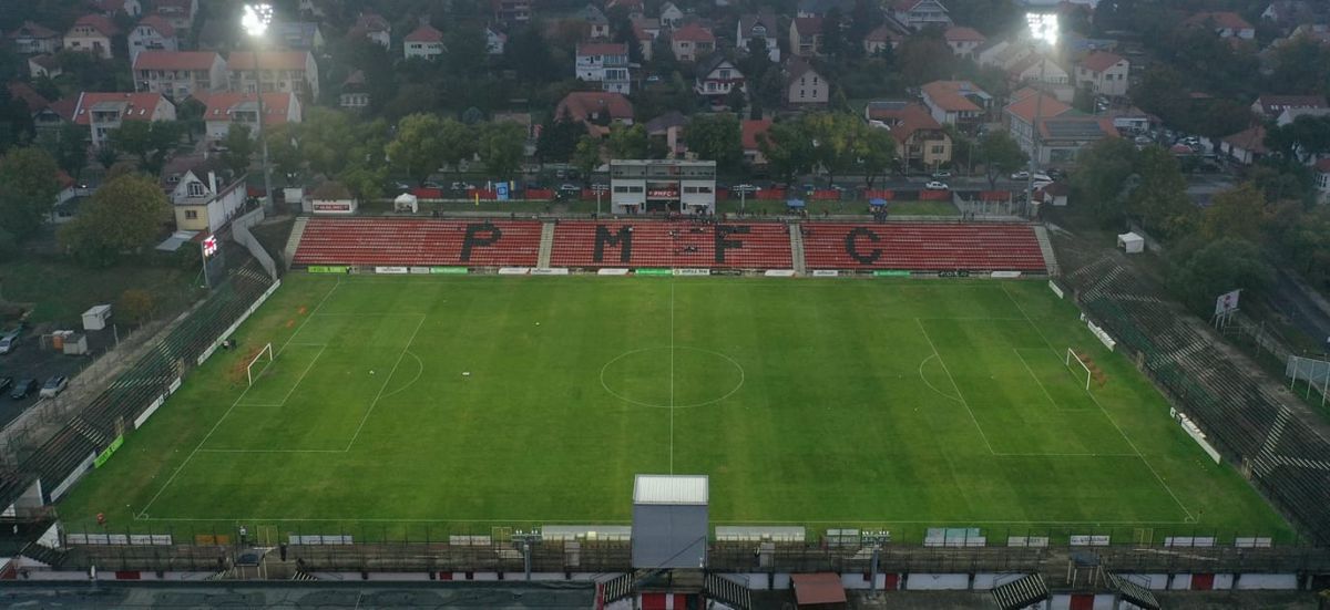 a stadion környékén PMFC